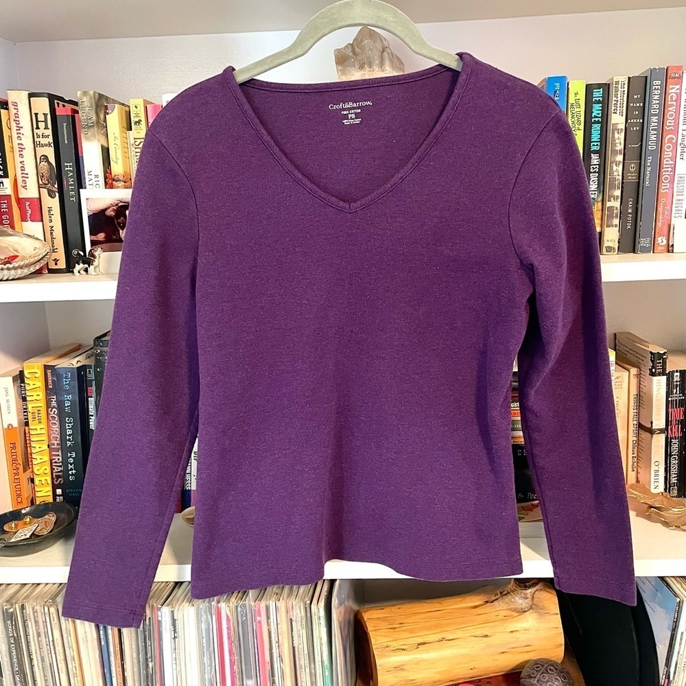Croft & Barrow 100% Pima Cotton V-Neck Long Sleeve Top Purple Petite Small EUC